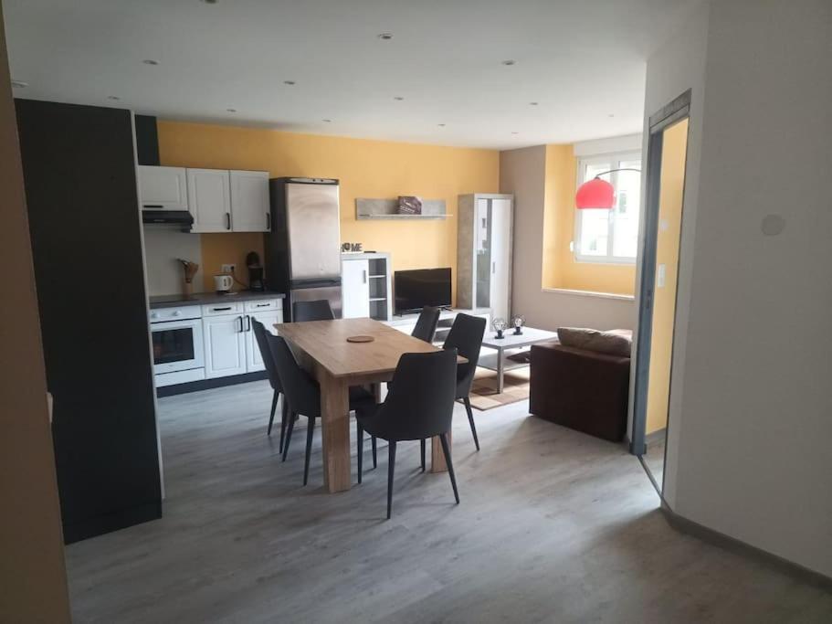 Appartement Volmunster Екстериор снимка